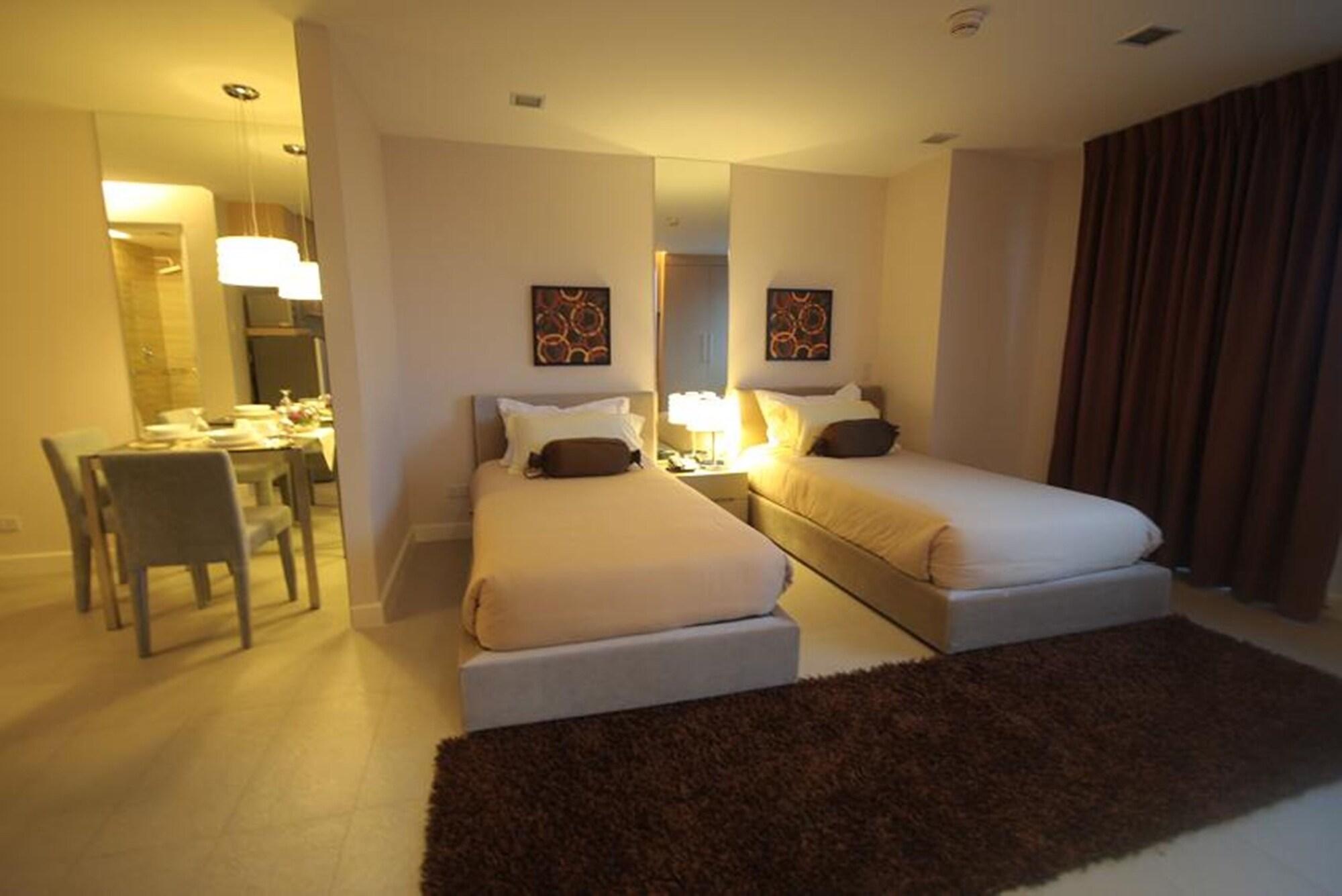 Aparthotel Bsa Twin Towers 4*