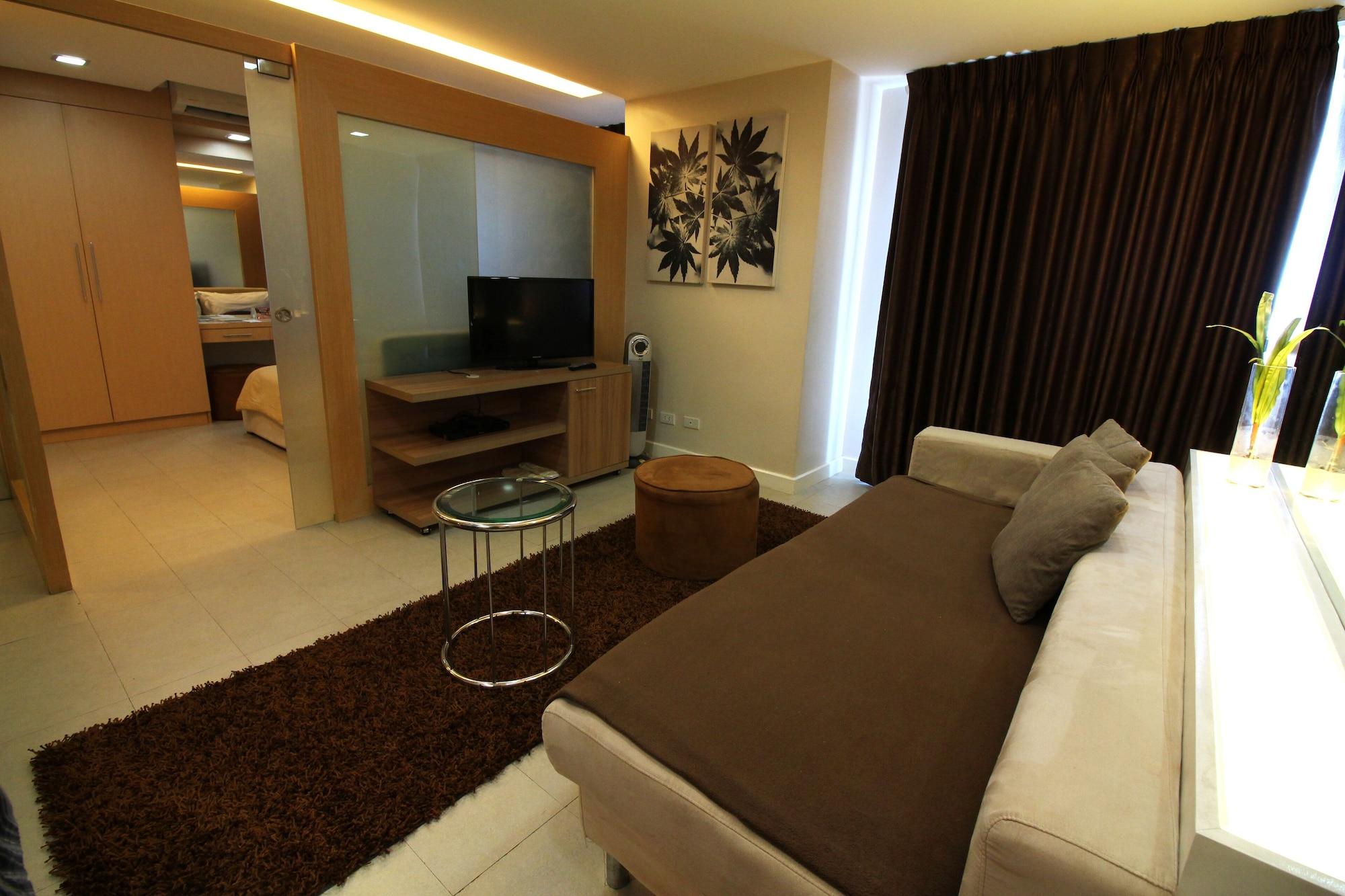 Aparthotel Bsa Twin Towers 4*