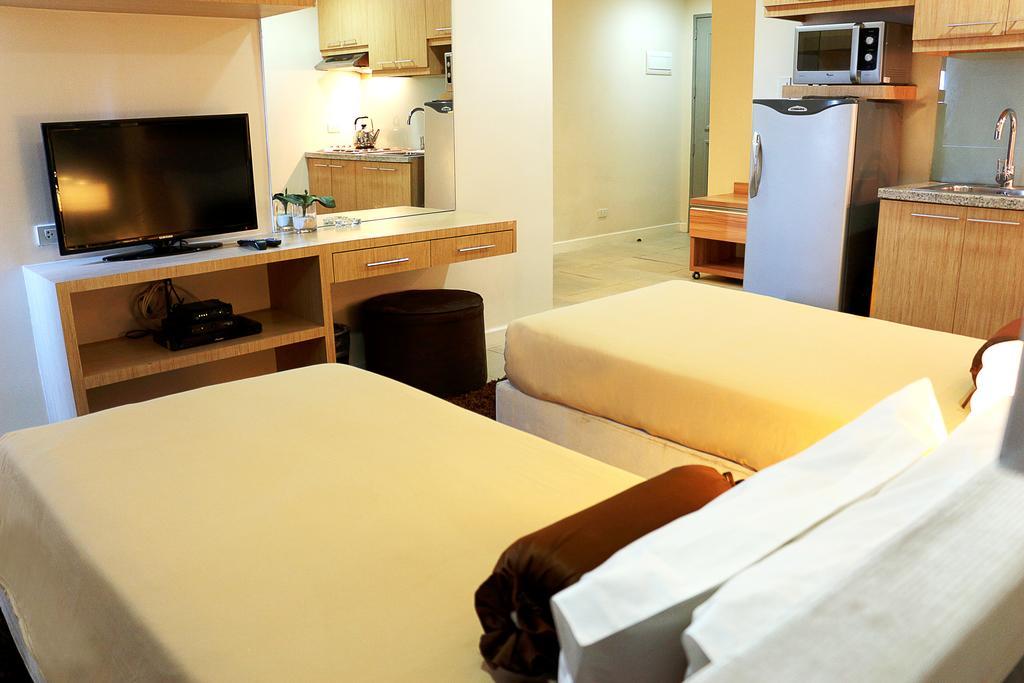 Aparthotel Bsa Twin Towers 4*