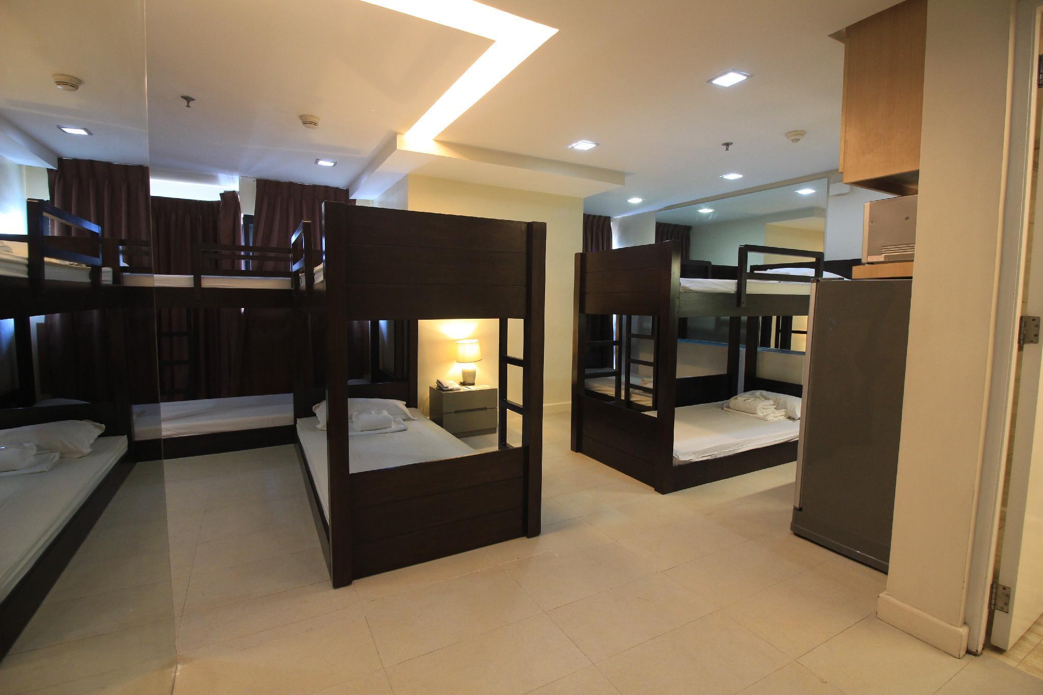 Bsa Twin Towers 4*