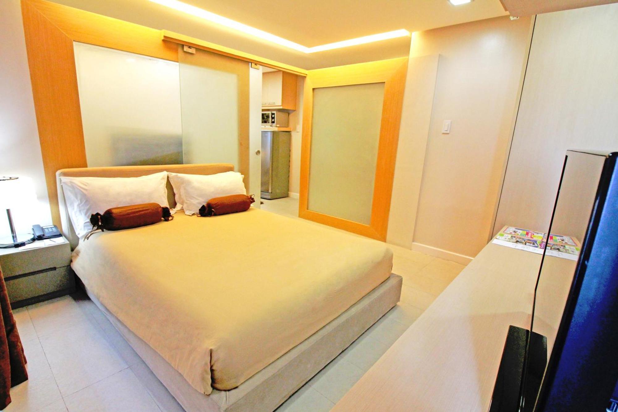 Aparthotel Bsa Twin Towers